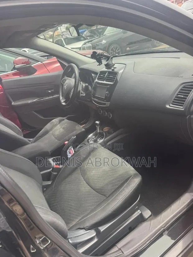 Mitsubishi Outlander SE 4dr SUV (2.4L 4cyl CVT) 2015 Black