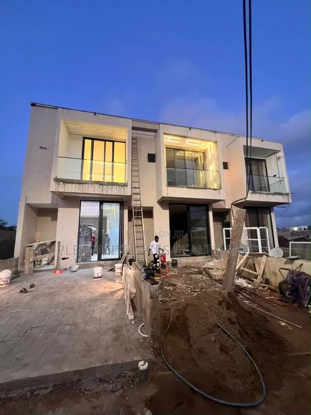 3bdrm House in Pleasantplaces And, East Legon for sale · Photo 1