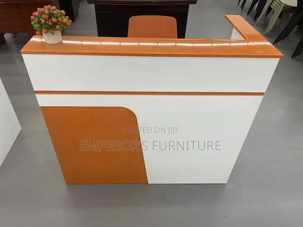 Quality Modern Receptionist Desk · Photo 1