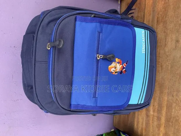 School Backpack With Multiple Pockets · Photo 1