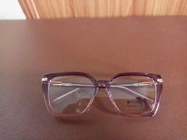 Ladies Glasses · Photo 1