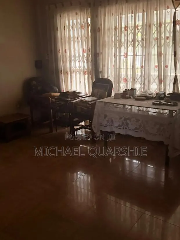 Furnished 5bdrm House in Ofankor Barrier for rent · Photo 1