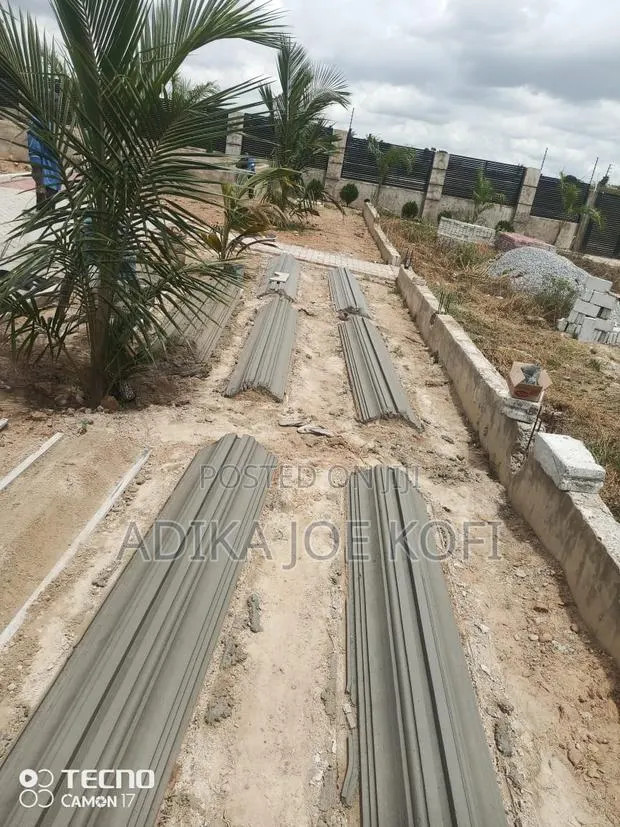 Parapet and Fence Designs by Joefel Construction Decor · Photo 1