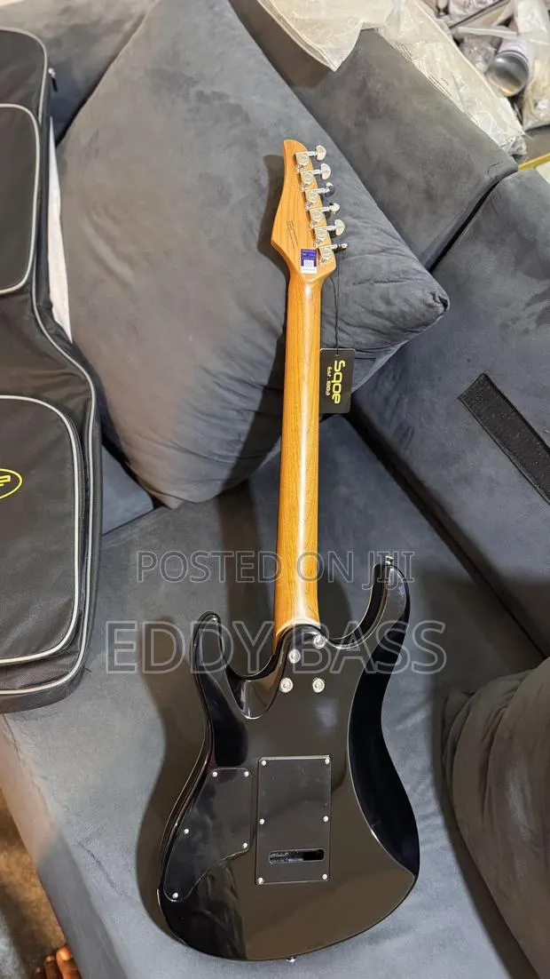 SQOE Super Strat Electric Guitar · Photo 4