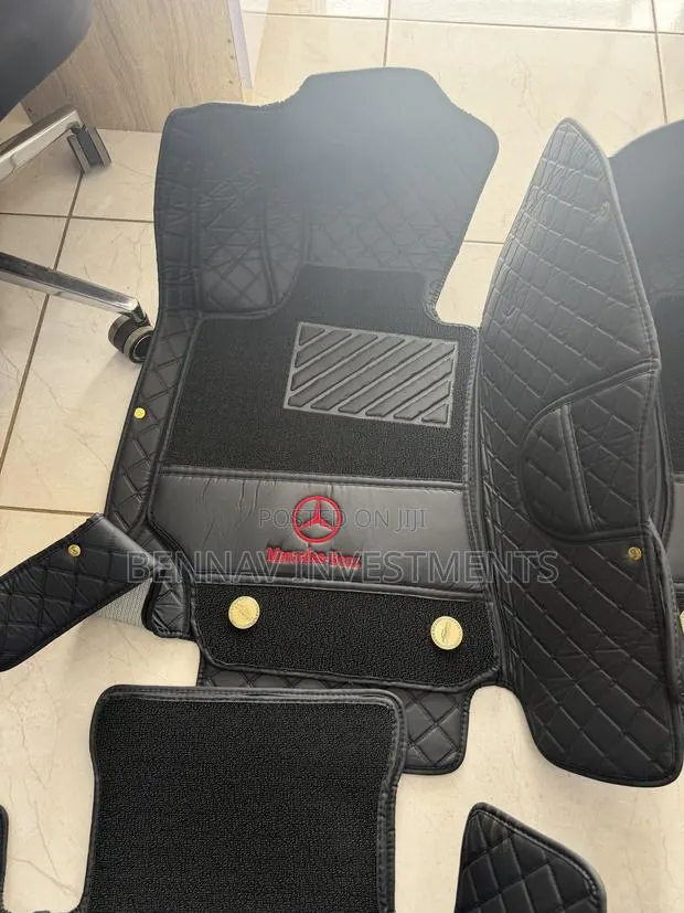 Mercedes Benz C300 2015 to 2021 5D Premium Leather Floor Mat/Carpet · Photo 1