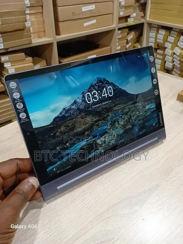 Laptop Lenovo Y70 4GB Intel Pentium SSD 72GB · Photo 1