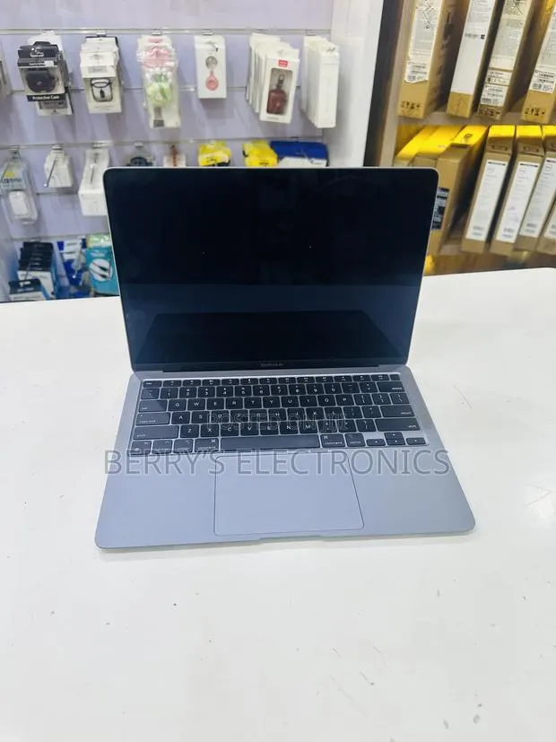 Laptop Apple MacBook Air 8GB Apple M1 SSD 256GB · Photo 1