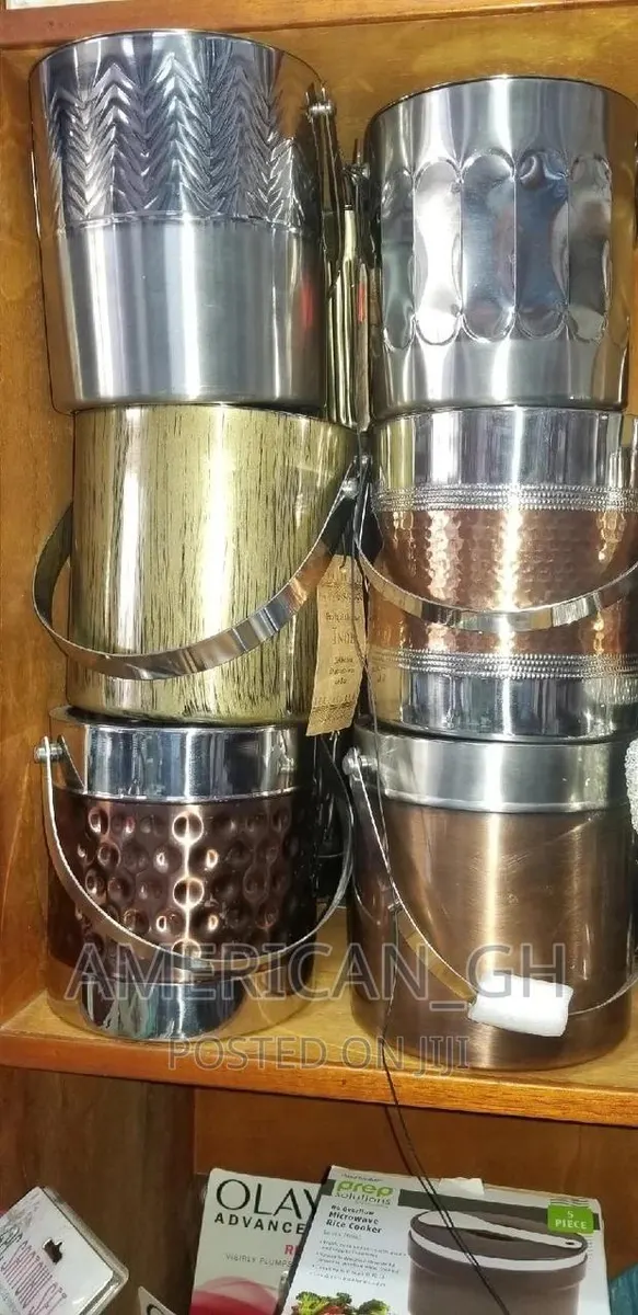 Ice Buckets and Shakers · Photo 1