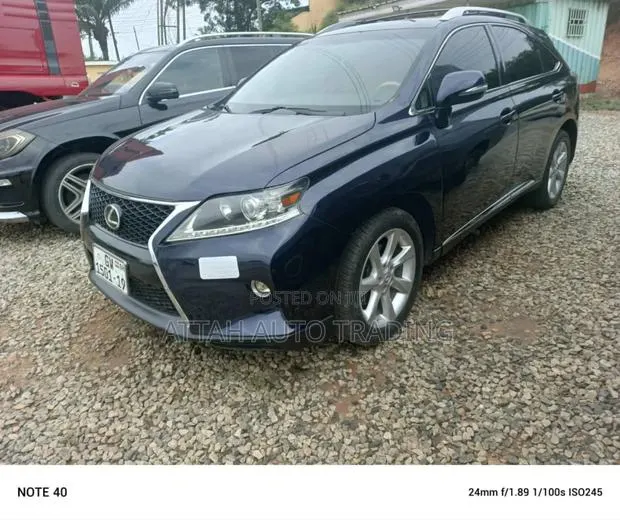 Lexus LX 570 2012 Black · Photo 1