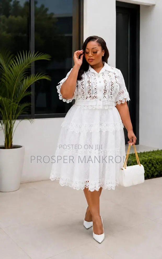 White Elegance Dress · Photo 1