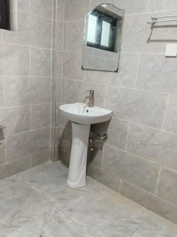 3bdrm Apartment in Lapaz Akweteyman, Pentecost for rent · Photo 3