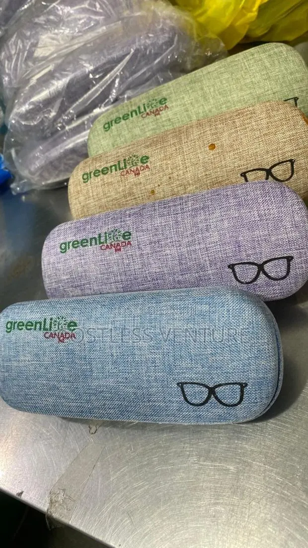 Greenlife Premium Eye Glasses Case Set (1 Case + 1 Cleaning Cloth) · Photo 1