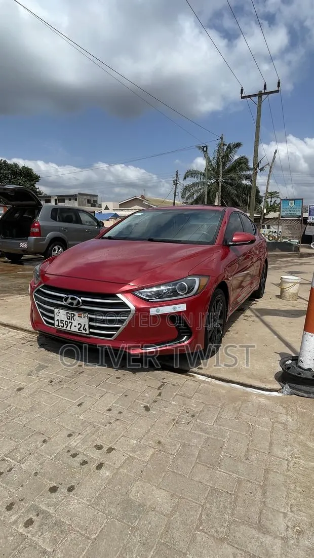 Hyundai Elantra SE 2018 Red · Photo 1