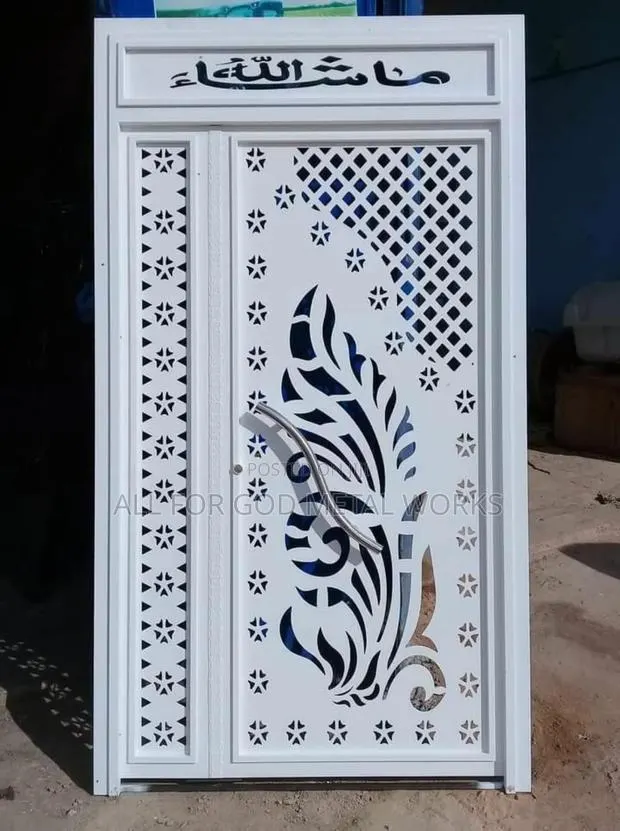 Single Light Weight Designed Door · Photo 1