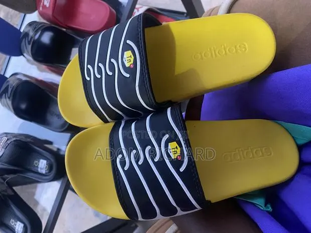 Boys Slippers · Photo 1