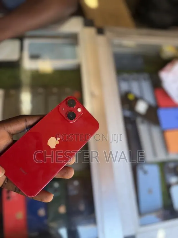 Apple iPhone 13 Mini 128 GB Red · Photo 1