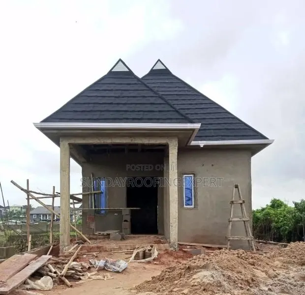Small Roofing and Gutter Installation · Photo 1