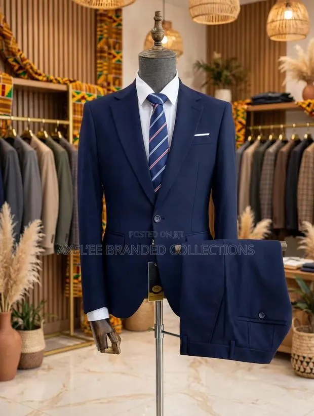 Executive Navy Single-Breasted Formal Suits Set · Photo 1