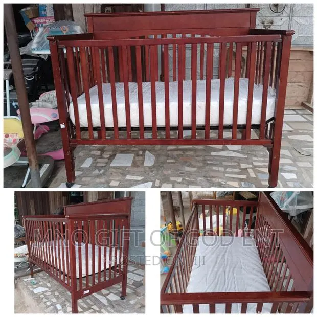 Graco Benton 3-in-1 Convertible Crib · Photo 1