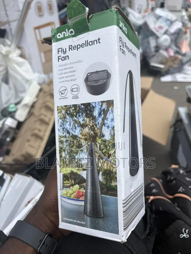 Fly Repellent Fan · Photo 1