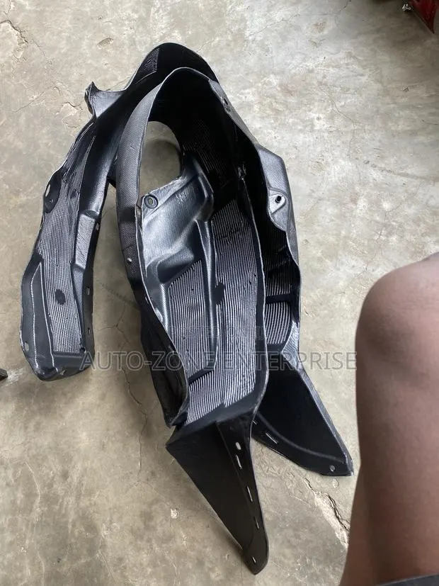 Hyundai Accent 2013 2014 2015 2016 Fender Liner Front · Photo 1
