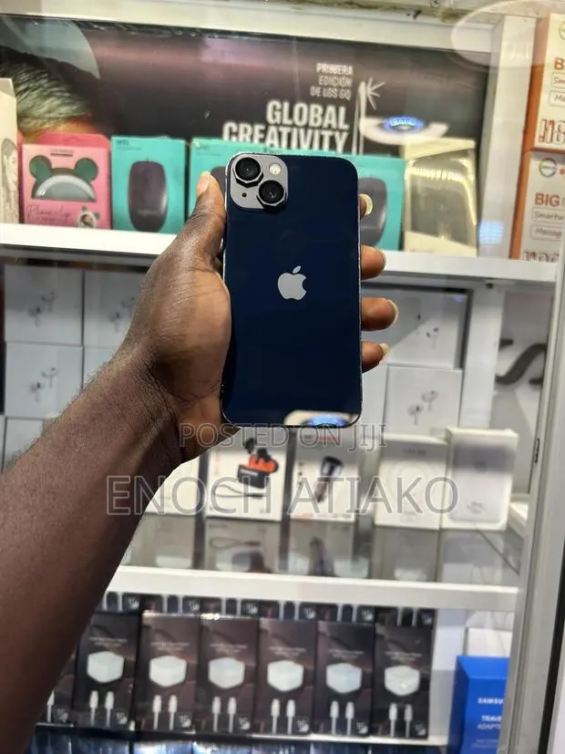 Apple iPhone 13 128 GB Blue · Photo 1