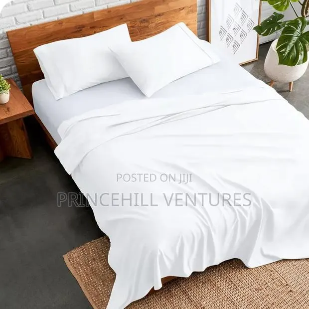White Cotton Bedsheet Set With 2 Pillow Case - Double Bed · Photo 1
