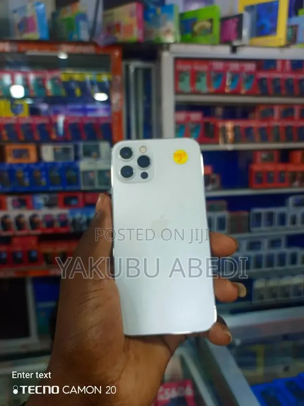 Apple iPhone 12 Pro 256 GB White · Photo 1
