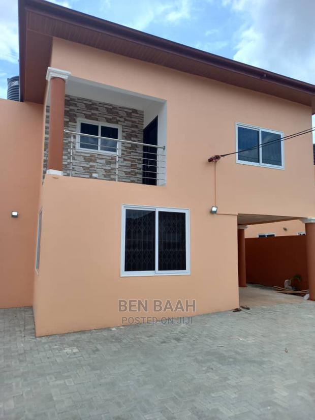 4bdrm Duplex in Ben Properties, Ga East Municipal for rent · Photo 1