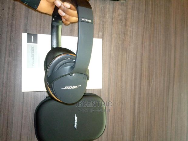 Bose Quietcomfort 35 II Wireless Earbuds · Photo 3