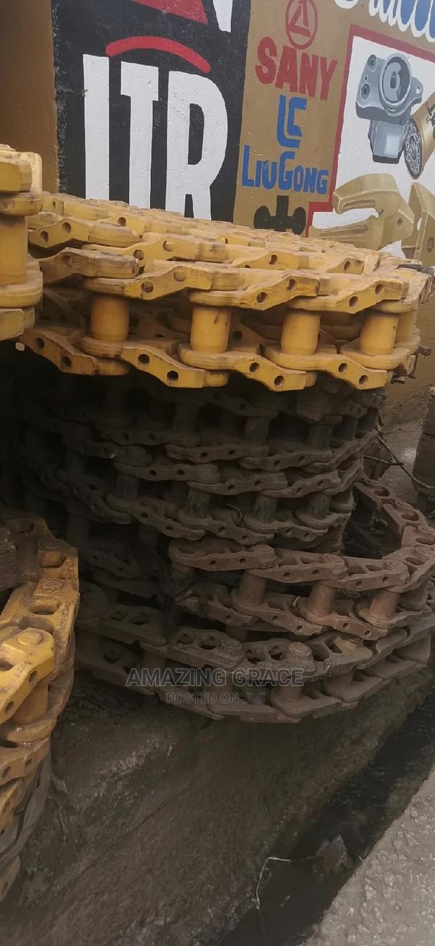 Caterpiller Complete Truck Link and Complete Link · Photo 7