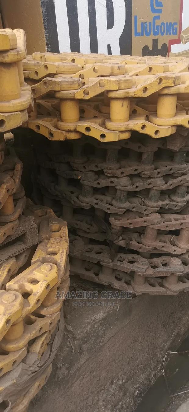 Caterpiller Complete Truck Link and Complete Link · Photo 6