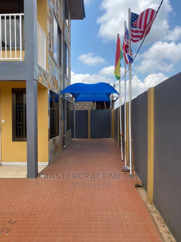 Canopy High Quality With Double Layered Tarpaulin Top · Photo 1