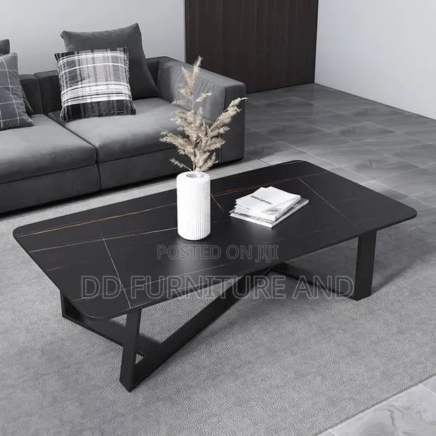 Black Mable Center Table · Photo 1