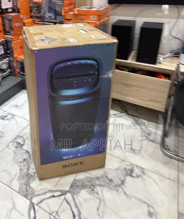 Super Classic Sony XP 900 Wireless Bluetooth Speaker(Black). · Photo 1