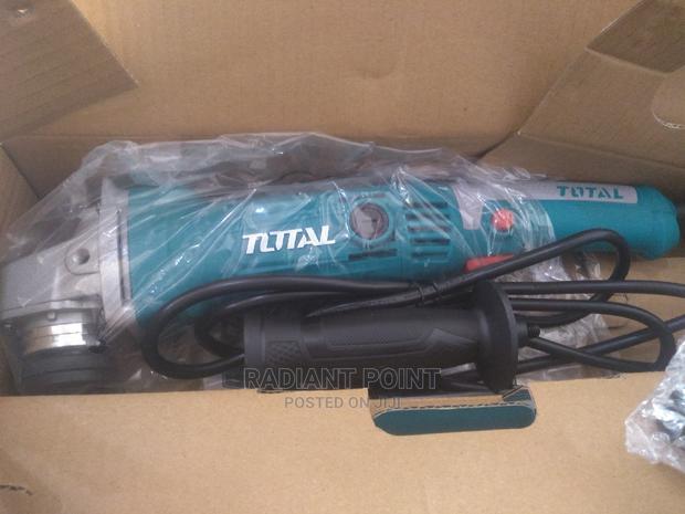 Total Angle Grinder 1010W · Photo 2