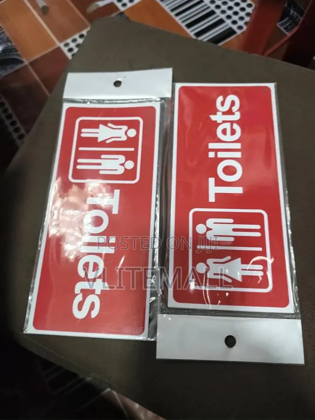 Toilet Signing Board · Photo 1
