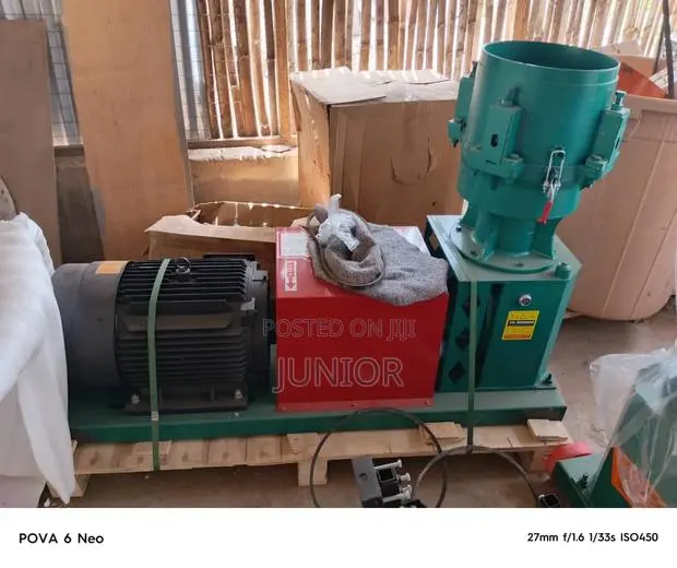 1 Ton Industrial Feed Pelletizer · Photo 1