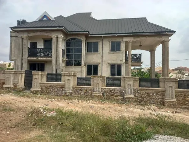 5bdrm House in Buoho Sasa, Kumasi Metropolitan for sale · Photo 1