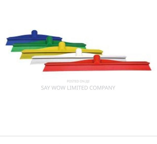 Ramon Industrial 60 Cm Floor Squeegees Head ( Food Safe) · Photo 1