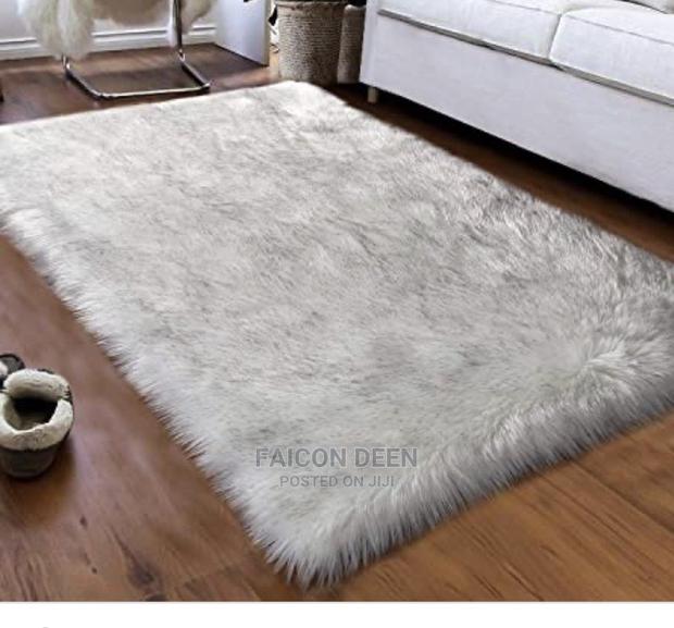 Fluffy Fur Carpet(Ultra Soft )In Diff Colors*Size180x120cm · Photo 1