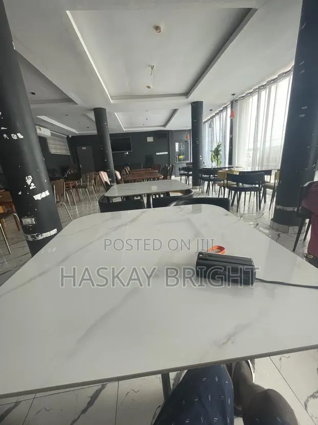 Roadside Commercial Space for Rent at LAPAZ · Photo 1