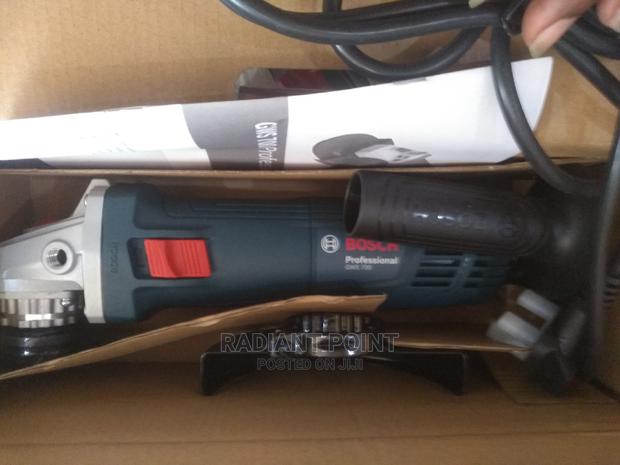 Bosch GW720 Angle Grinder · Photo 1