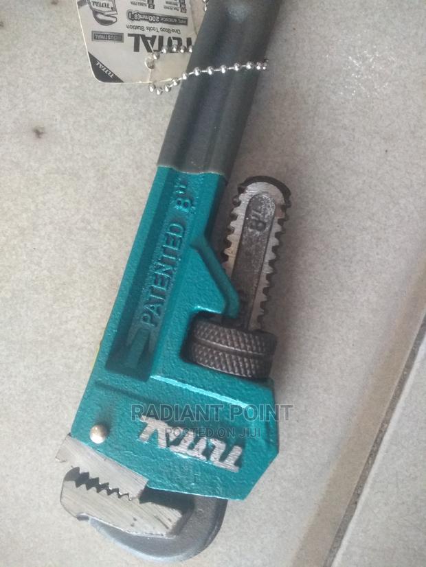 Total Pipe Wrench 8 · Photo 1