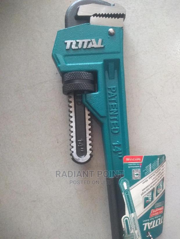 Total Pipe Wrench 14 · Photo 1
