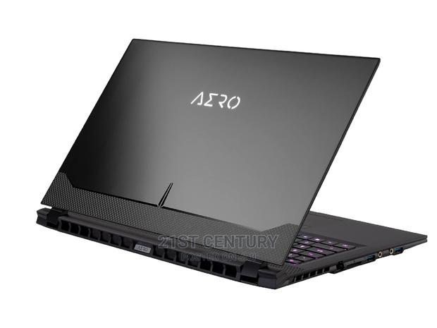 New Laptop Gigabyte 32GB Intel Core I9 SSD 32GB · Photo 2