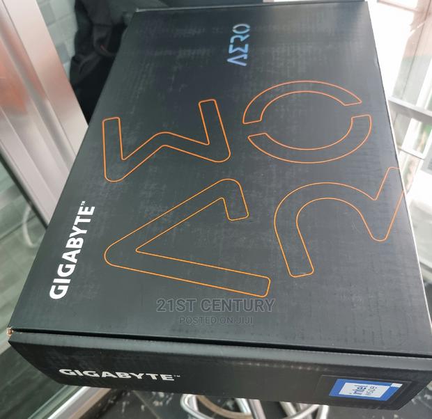 New Laptop Gigabyte 32GB Intel Core I9 SSD 32GB · Photo 4
