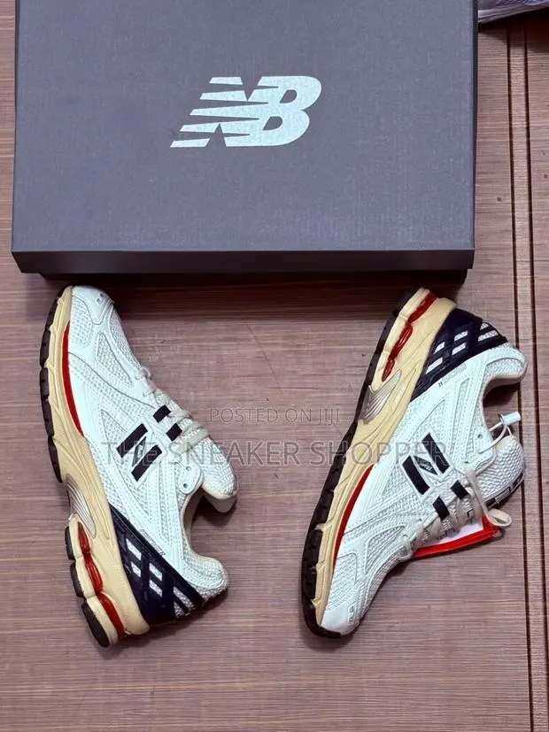 New Balance 1906R White / Navy / True Red · Photo 1