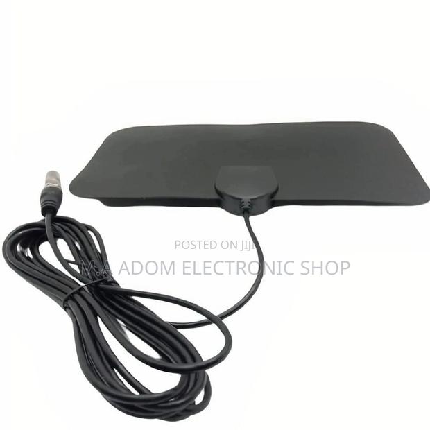 HDTV High Performance Indoor Antenna · Photo 1