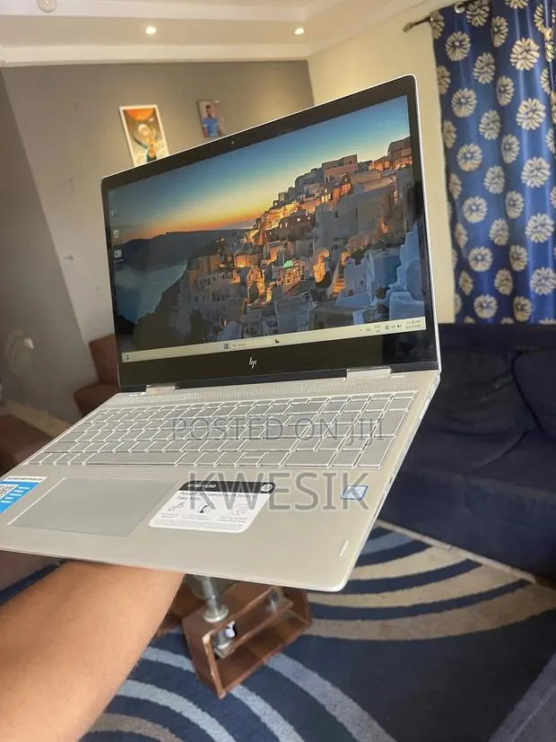 Laptop HP Envy X360 Convertible 15 Es2xx 16GB Intel Core I7 HDD 1T · Photo 1